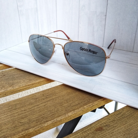 Captin Morgan Other - 🎉☘️6/8 HP☘️🎉✨Aviator Sunglasses🌞
